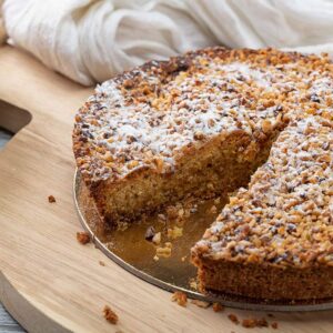 torta di nocciole